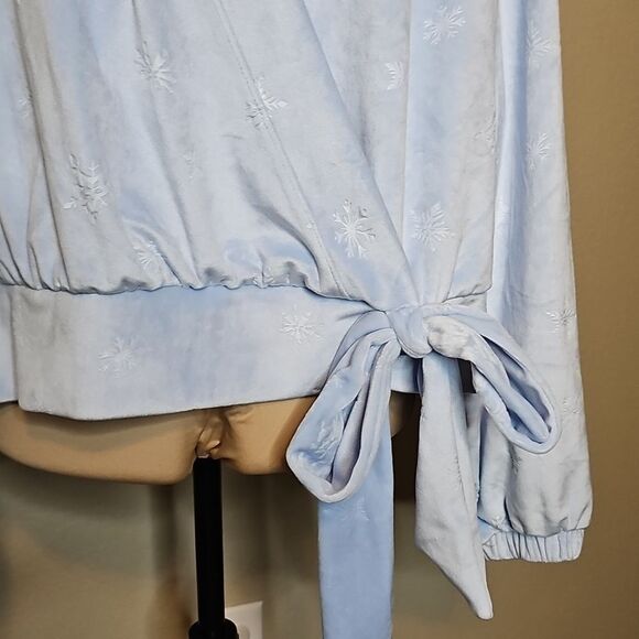 NWT Disney 2X Light Blue Velour Wrap Top Frozen Elsa Sweatshirt - Picture 3 of 11